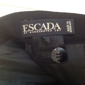 Escada 100% Wool, Black Skirt. Size 40 - image 1